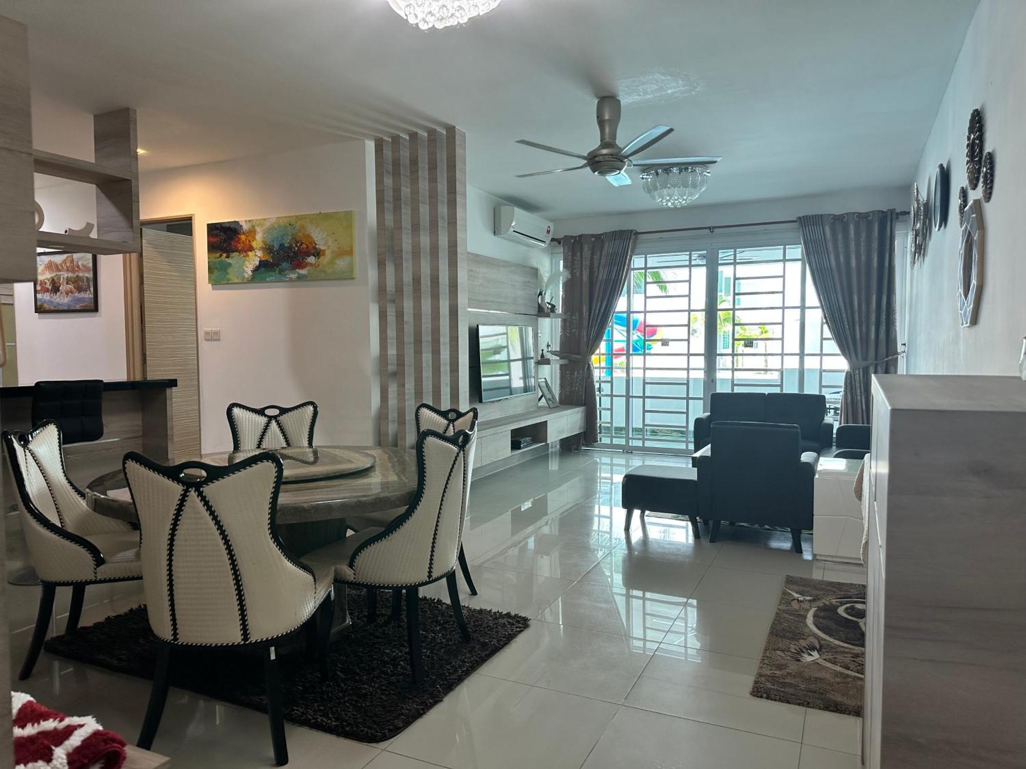 Hii's Cozy Apartment Miri